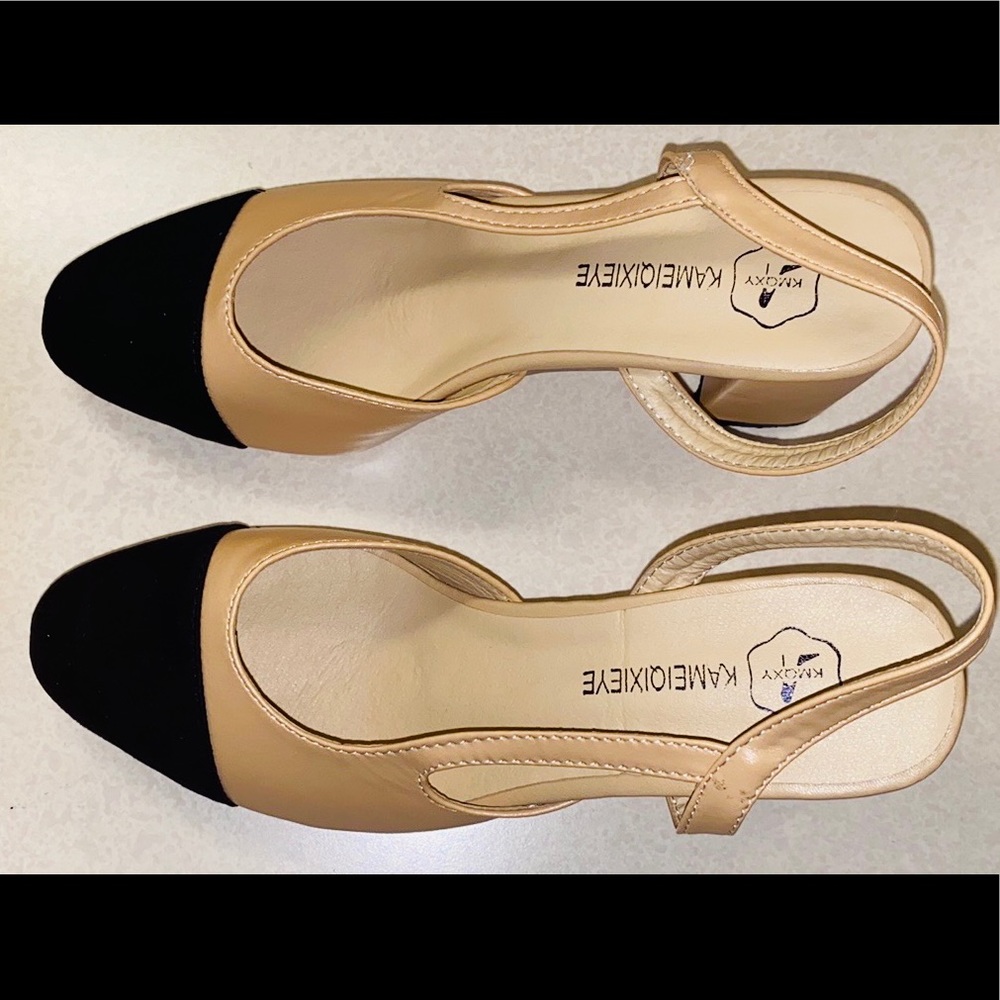 BLACK & TAN SLINGBACK HEELS